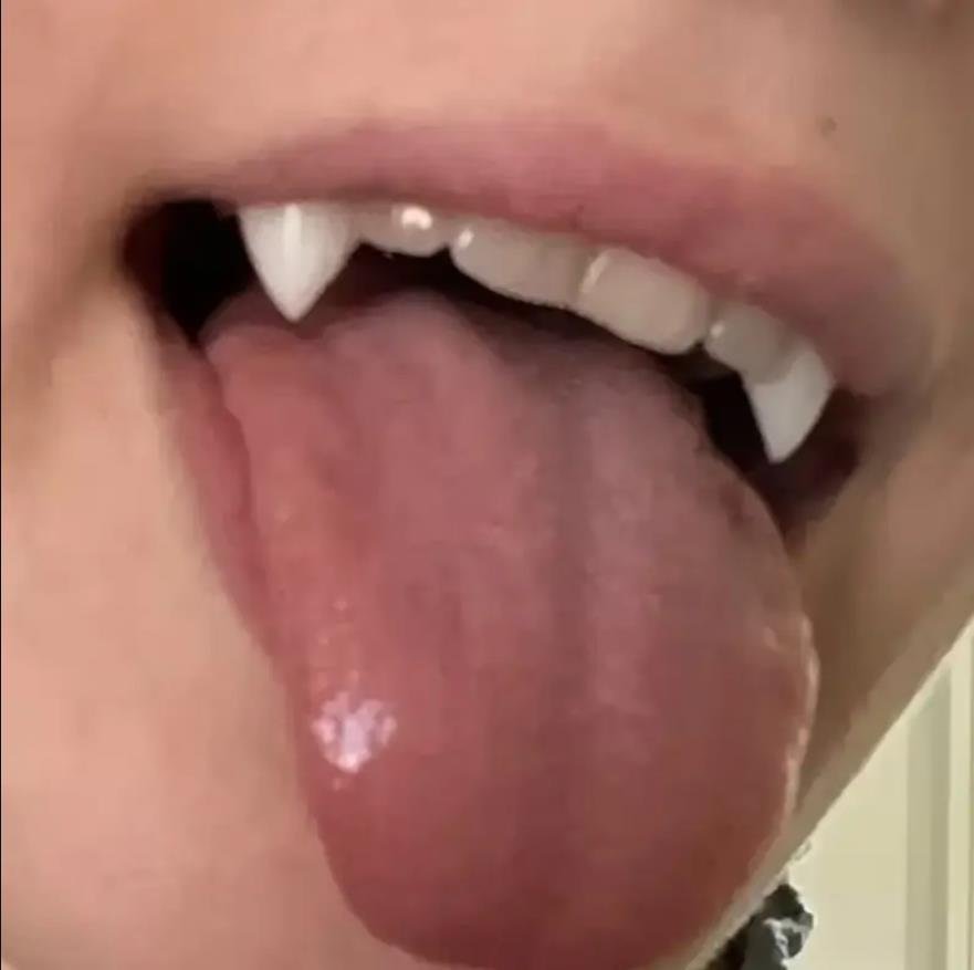 Halloween Vampire Fangs Set, R - огляд і ціна Resin